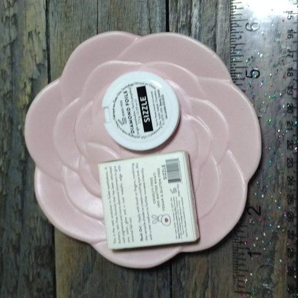 Kaleido Cosmetics Diamond Foils Single Eyeshadow in Sizzle NWT - Picture 5 of 8